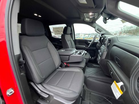 New 2026 Chevrolet Silverado 1500 Custom w/ Turbomax Blackout Package image 31