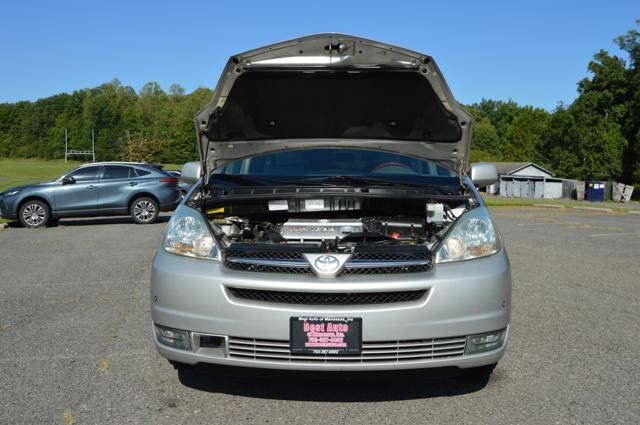 Used 2004 Toyota Sienna XLE Limited w/ Limited Pkg 5 FWD image 66
