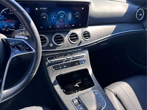 Used 2022 Mercedes-Benz E 350 4MATIC Sedan w/ AMG Line Exterior image 18