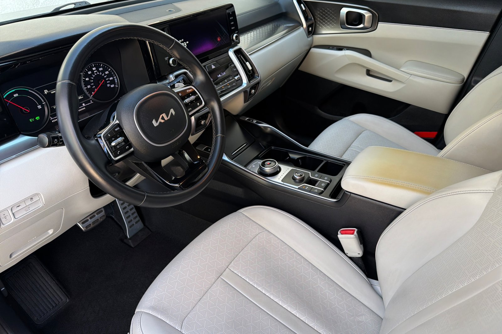 Used 2023 Kia Sorento EX FWD image 10