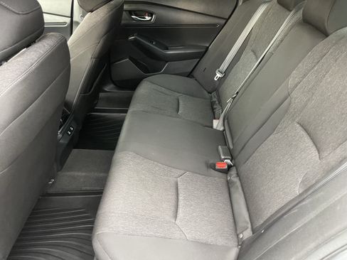 Used 2025 Honda Accord SE image 17