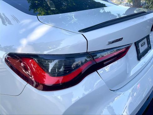 Used 2023 BMW M4 xDrive Competition w/ M Carbon Exterior Package AWD/4WD image 30