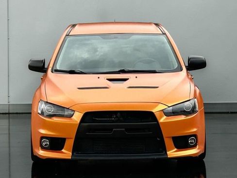 Used 2014 Mitsubishi Lancer Evolution GSR image 3