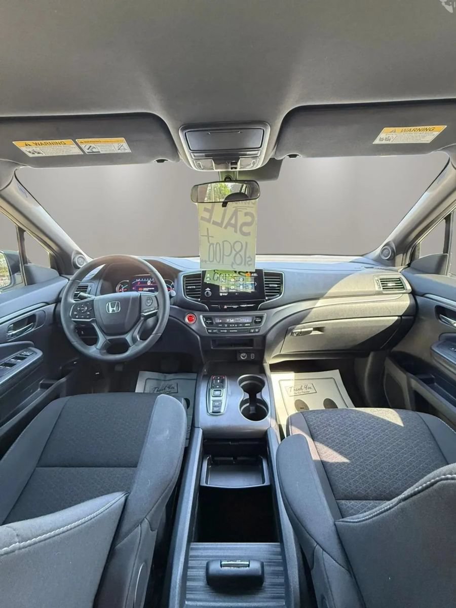 Used 2021 Honda Passport Sport image 13