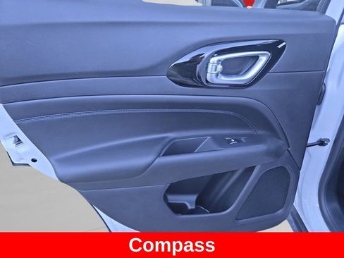 New 2026 Jeep Compass Latitude AWD/4WD image 17