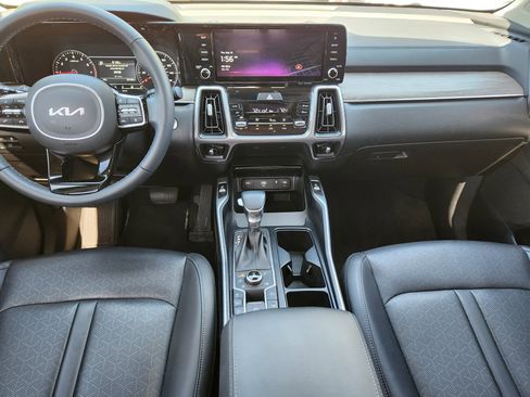 Used 2023 Kia Sorento X-Line EX image 20