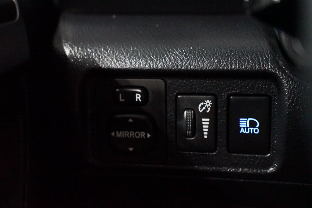 Used 2021 Toyota 4Runner SR5 AWD/4WD image 24
