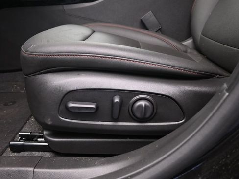 Certified 2026 Chevrolet Trax RS w/ Driver Confidence Package image 23