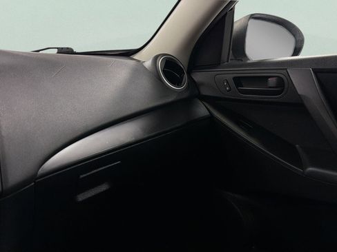 Used 2011 MAZDA MAZDA3 i Sport FWD image 28