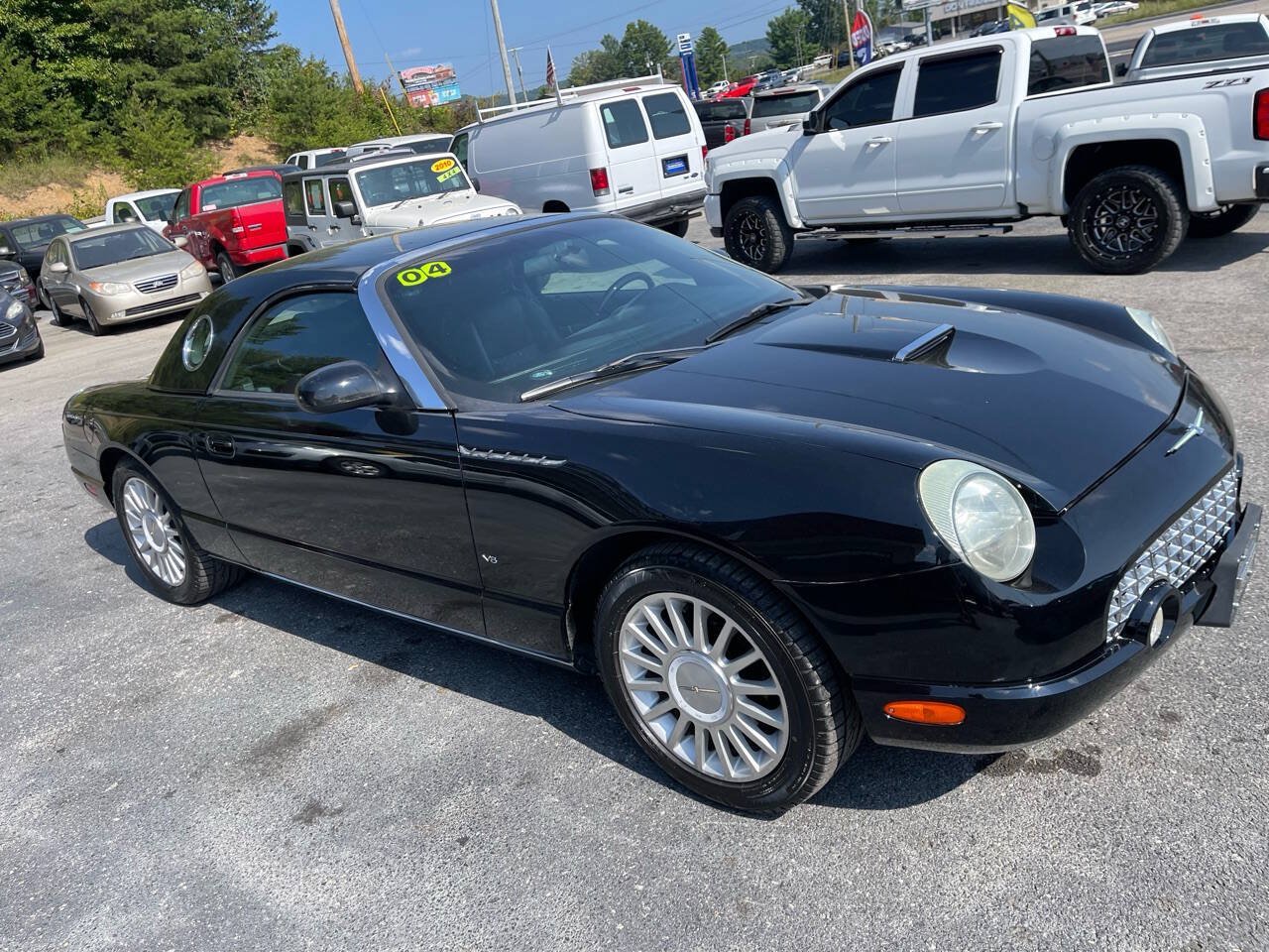 Used 2004 Ford Thunderbird RWD image 6