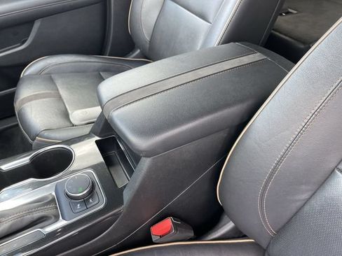 Certified 2020 Chevrolet Blazer Premier w/ Driver Confidence II Package AWD/4WD image 21