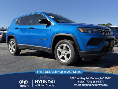 Used 2023 Jeep Compass Sport AWD/4WD image 1