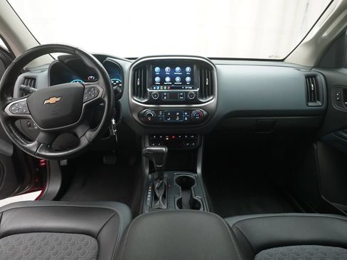 Used 2021 Chevrolet Colorado Z71 w/ Safety Package AWD/4WD image 19