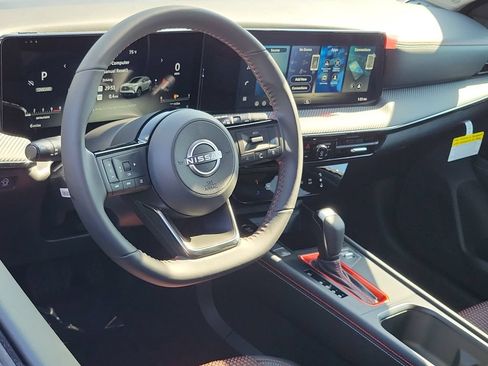 New 2026 Nissan Kicks SR FWD image 5