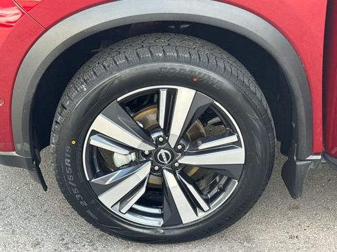 Used 2023 Nissan Rogue SL w/ SL Premium Package image 23