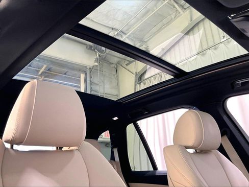 Used 2020 BMW X5 sDrive40i w/ Convenience Package image 27