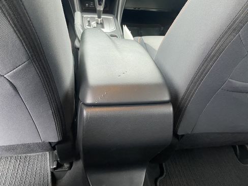 Used 2023 Subaru Crosstrek 2.0i Premium image 32