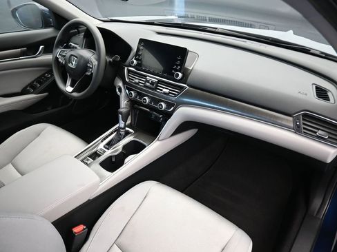 Used 2018 Honda Accord LX image 42