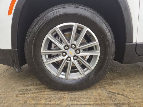 Used 2023 Chevrolet Traverse LT w/ LPO, Cargo Package image 10