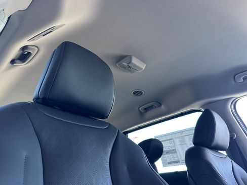 New 2026 Kia Carnival EX FWD image 18