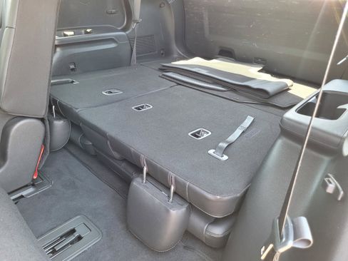 Used 2024 Kia Telluride EX FWD image 13