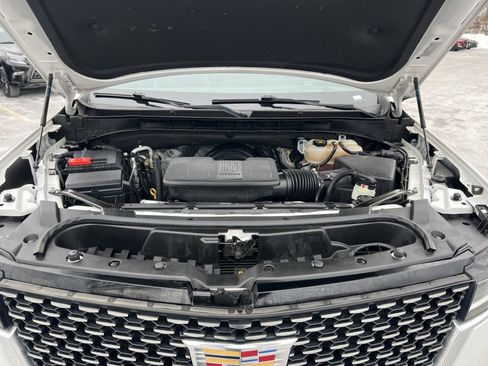 Used 2023 Cadillac Escalade ESV Premium Luxury image 29