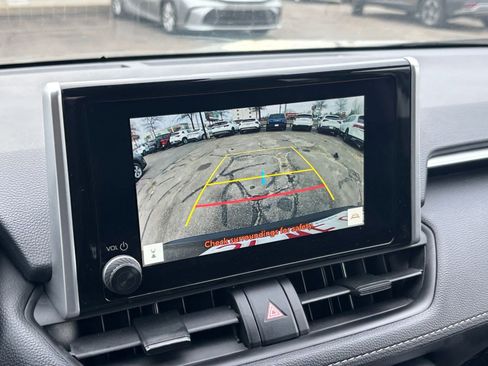 Used 2025 Toyota RAV4 LE image 17