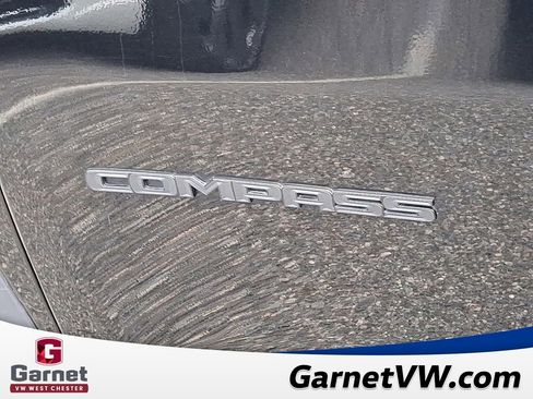 Used 2019 Jeep Compass Altitude image 32