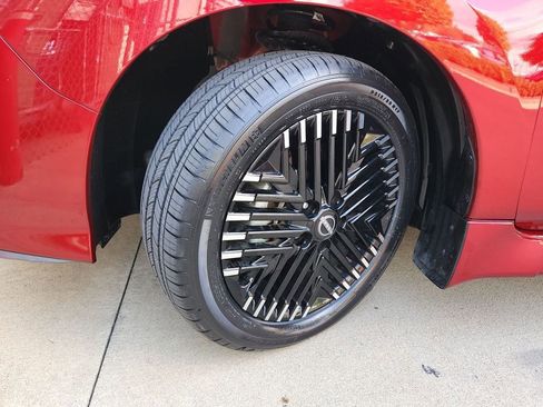 Certified 2024 Nissan Leaf SV Plus image 32