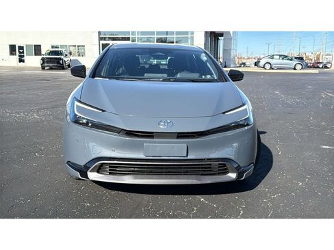 New 2026 Toyota Prius XLE image 2