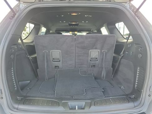 Used 2023 Dodge Durango SXT Launch Edition RWD image 9