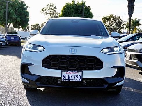 Used 2023 Honda HR-V LX image 5