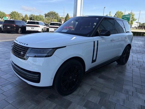 Used 2023 Land Rover Range Rover SE AWD/4WD image 6