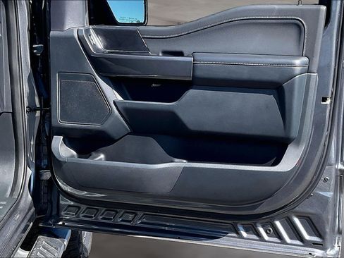 Used 2022 Ford F150 XLT w/ Equipment Group 302A High image 29