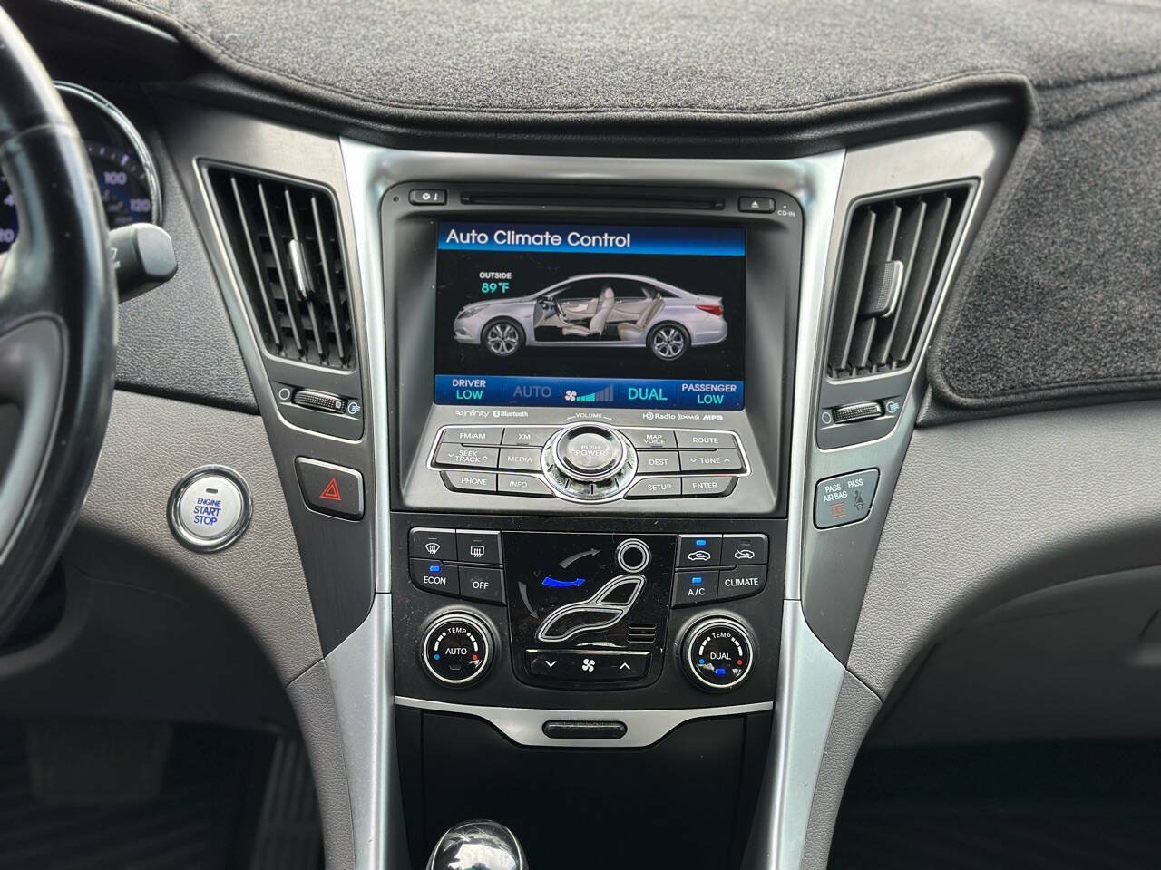 Used 2014 Hyundai Sonata Limited w/ Panoramic Sunroof Package 02 FWD image 17