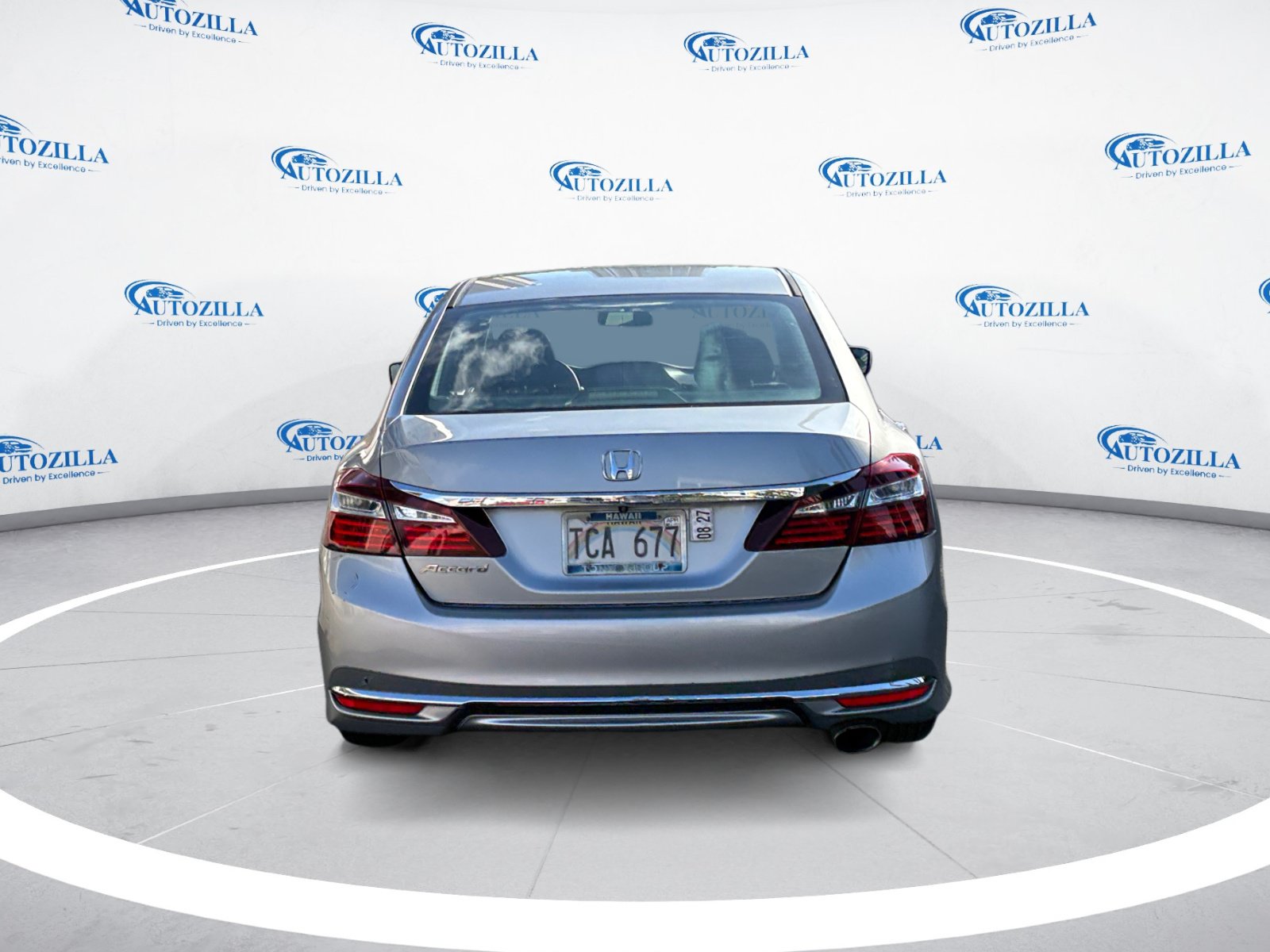 Used 2017 Honda Accord LX image 4