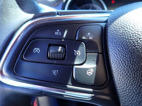 Used 2023 Buick Encore GX Essence w/ Experience Buick Package FWD image 17