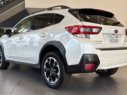 Certified 2021 Subaru Crosstrek 2.0i Premium image 3