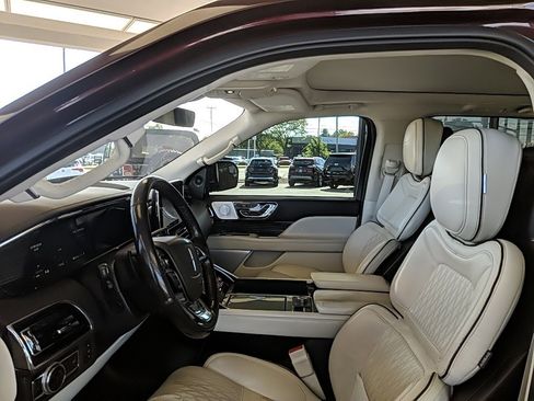 Used 2019 Lincoln Navigator L Black Label w/ Cargo Package image 10