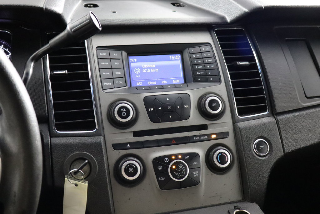 Used 2017 Ford Taurus Police Interceptor AWD image 19