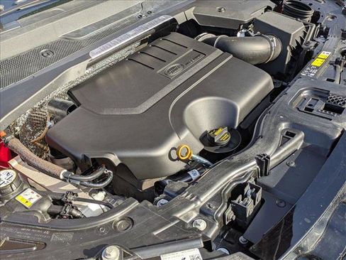 Certified 2025 Land Rover Discovery Sport S image 24