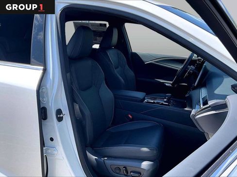 Used 2026 Lexus RX 350 Premium w/ Accessory Package (Z1) FWD image 8