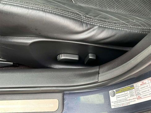 Used 2011 INFINITI G37 x image 19