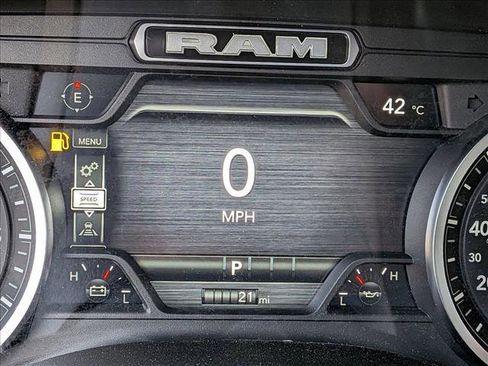 New 2026 RAM 1500 Express AWD/4WD image 13