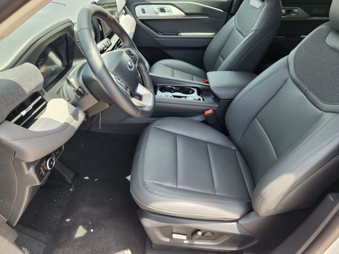 New 2026 Ford Explorer Active w/ Active Comfort Package RWD image 10