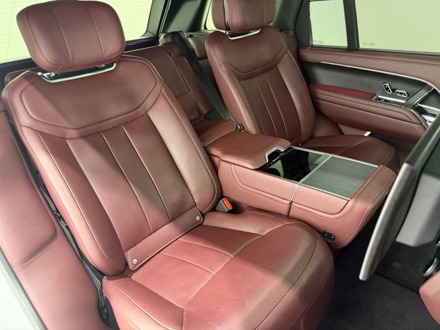 Used 2024 Land Rover Range Rover Long Wheelbase Autobiography AWD/4WD image 23