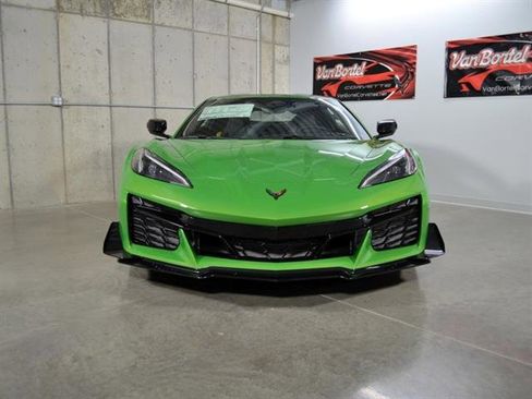 New 2026 Chevrolet Corvette Z06 w/ Z07 Performance Package image 3