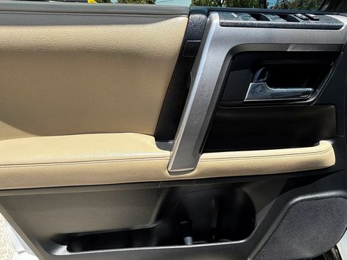 Used 2018 Toyota 4Runner SR5 RWD image 21