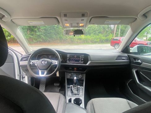 Used 2019 Volkswagen Jetta S FWD image 32