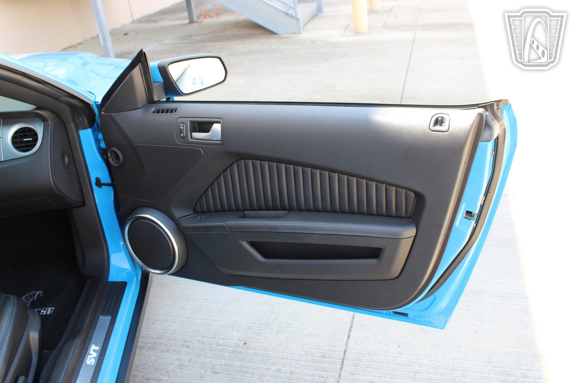 Used 2010 Ford Mustang Shelby GT500 RWD image 18